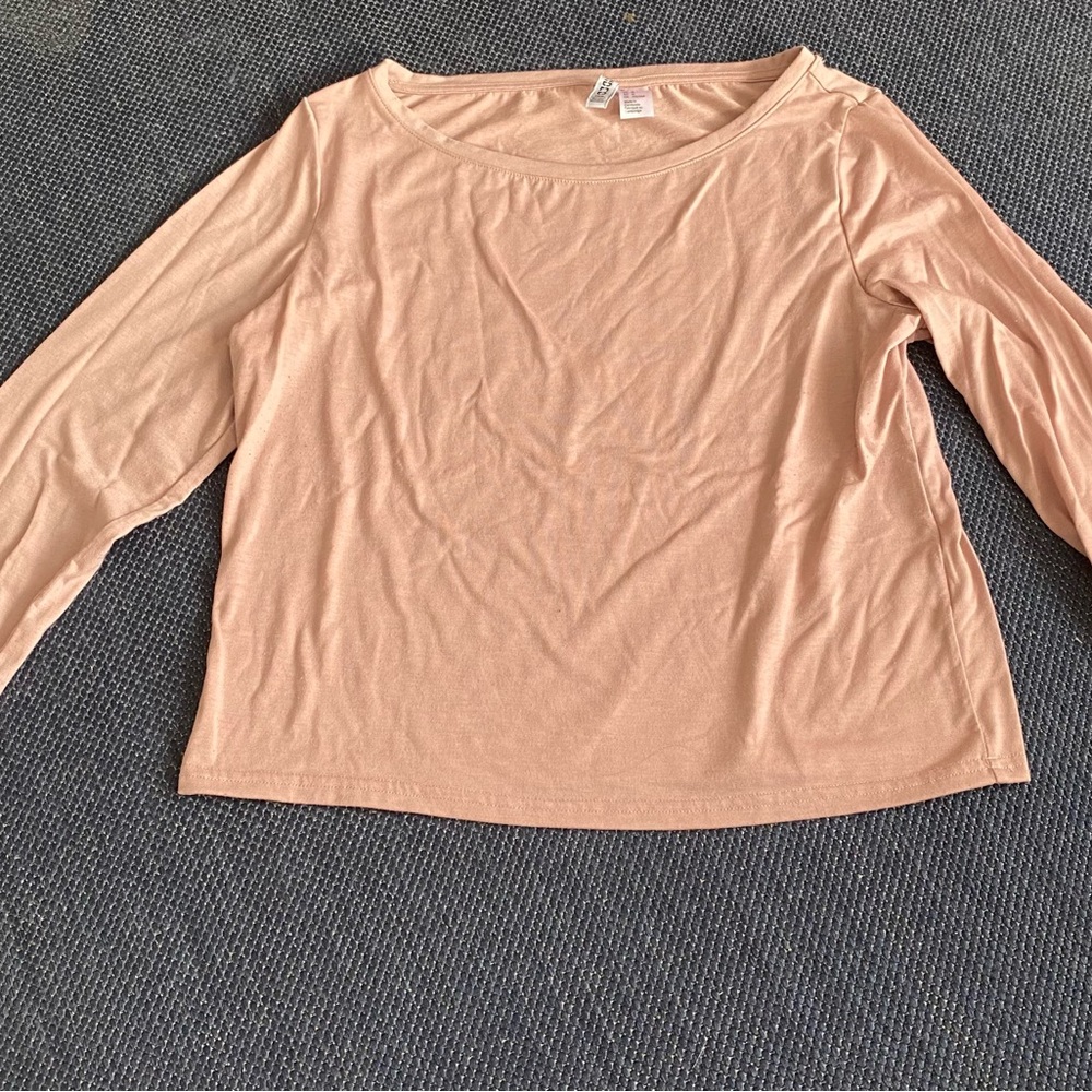 H&M Peach Long Sleeve Women's Top